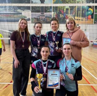 В г. Озёры состоялся 3 тур турнира по волейболу «Кубок 4-х городов» среди женских команд