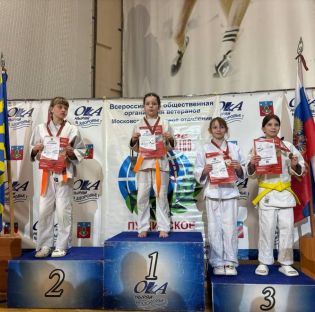 В г.Пущино в ДС «Ока», прошел открытый турнир по борьбе дзюдо «Память»