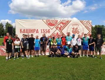 8 августа в МАУ "Спортклуб "Кашира" им. Н.П. Елисеева " отделение Новосёлки, прошли спортивные соревнования по волейболу, мини- футболу, настольному теннису , приуроченные ко Дню села Новосёлки