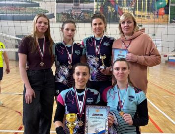 В г. Озёры состоялся 3 тур турнира по волейболу «Кубок 4-х городов» среди женских команд