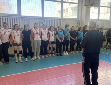 В спортивном зале МБОУ «Барабановская СОШ» состоялся традиционный турнир по волейболу в честь Международного дня 8 марта