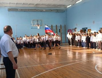 Состоялось награждение удостоверениями и знаками ВФСК ГТО(серебряные и бронзовые) учащихся школы.