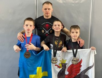 В Лыткарино прошёл турнир по ММА «Битва за пояса 7: Память Победы», посвящённый 80-летию Победы в Великой Отечественной войне